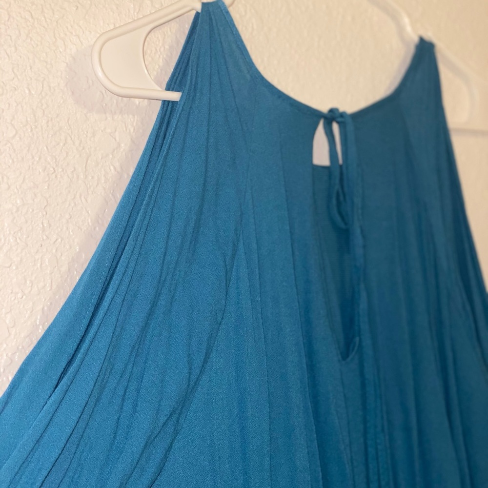 Dress - Picture 5 of 5